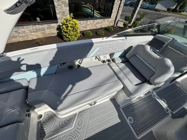 Slide: The Image of Regal LS6 2025 - 8