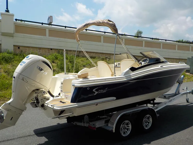 Slide: The Image of Scout Dorado 215 2025 - 1