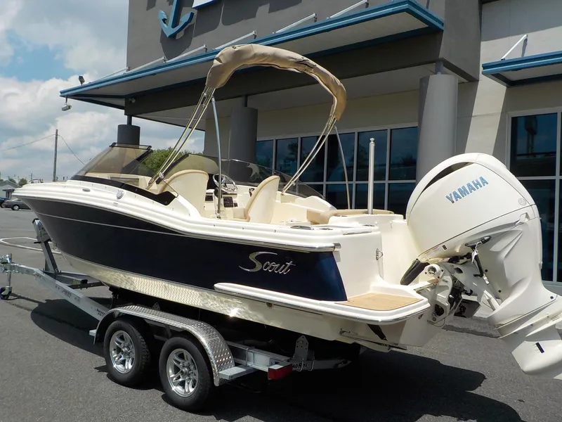 Slide: The Image of Scout Dorado 215 2025 - 5