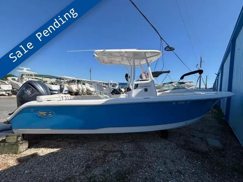 Slide: The Image of Sea Hunt Ultra 234 2021 - 1