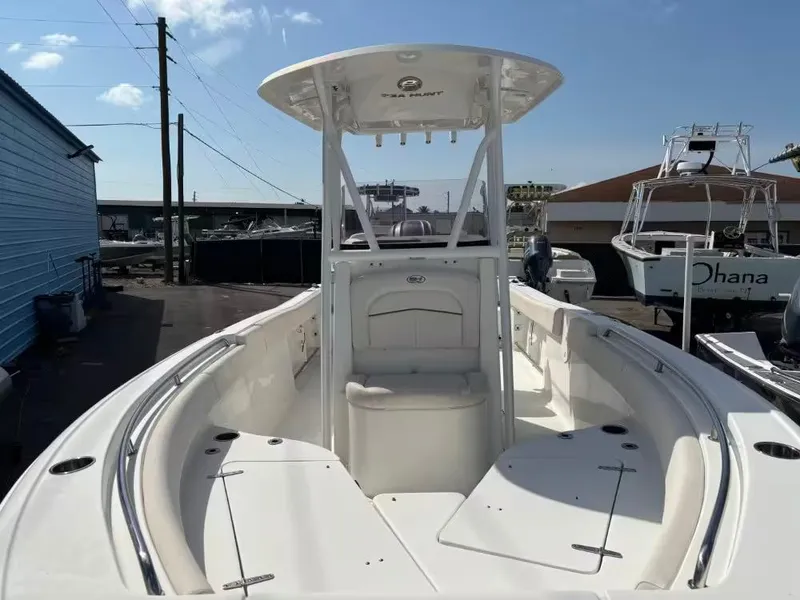 Slide: The Image of Sea Hunt Ultra 234 2021 - 10