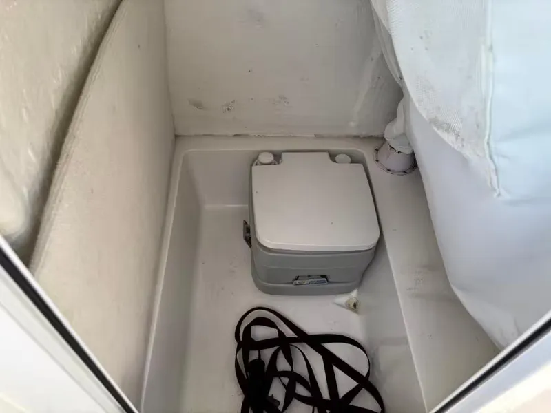 Slide: The Image of Sea Hunt Ultra 234 2021 - 14