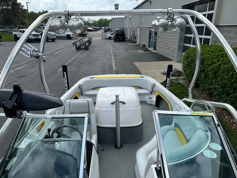 Slide: The Image of Moomba Outback 2002 - 16