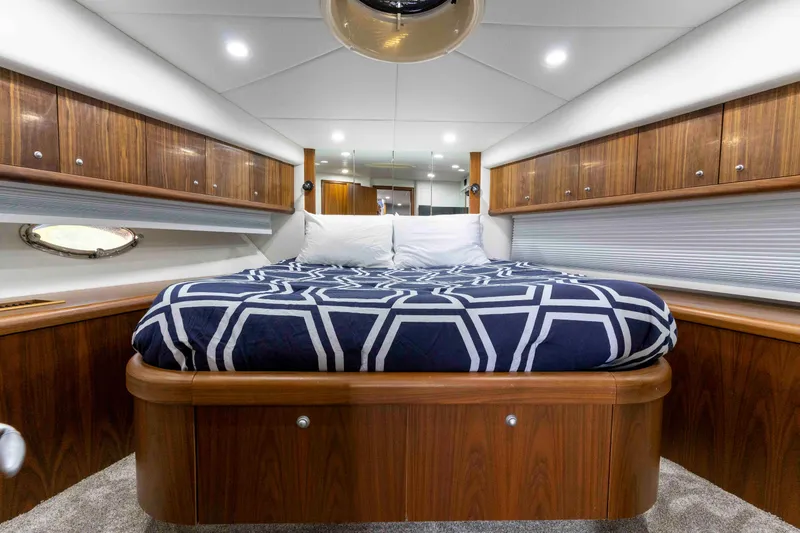 Slide: The Image of Sunseeker Predator 62 2009 - 63