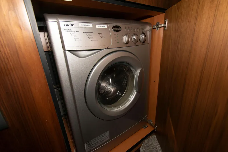 Slide: The Image of Sunseeker Predator 62 2009 - 67