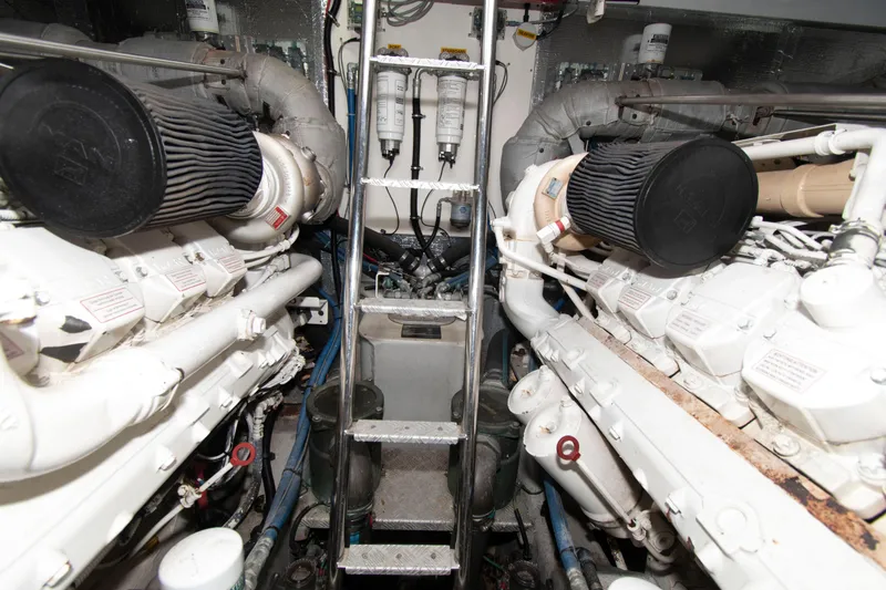 Slide: The Image of Sunseeker Predator 62 2009 - 70