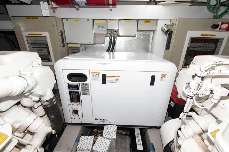 Slide: The Image of Sunseeker Predator 62 2009 - 71