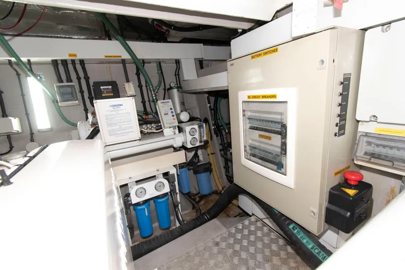 Slide: The Image of Sunseeker Predator 62 2009 - 73