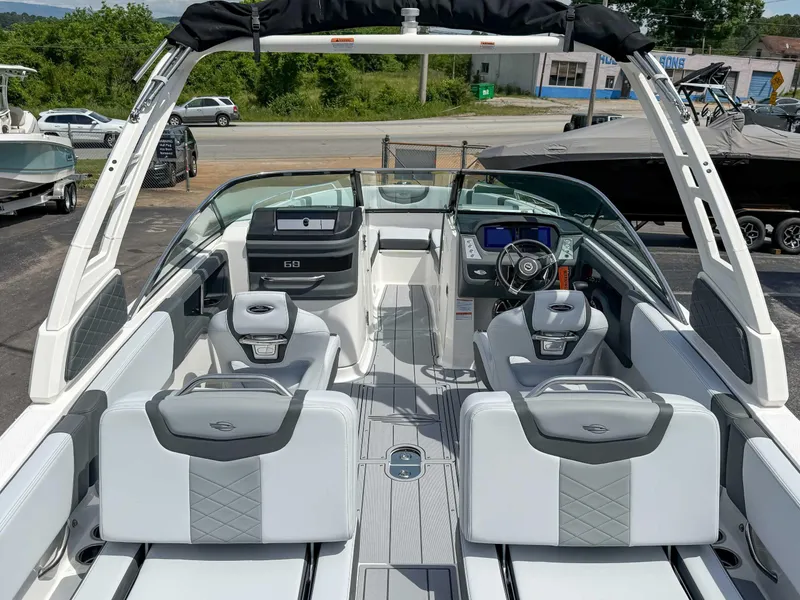 Slide: The Image of Chaparral 250 OSX 2025 - 10