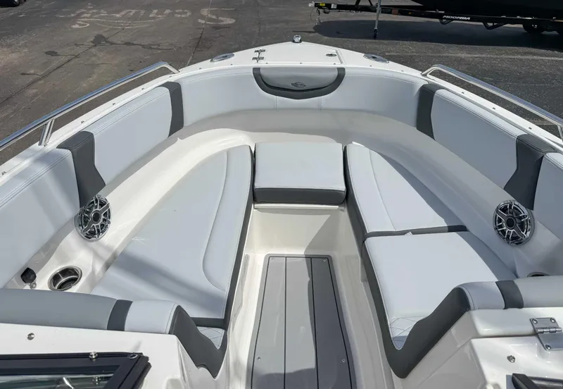 Slide: The Image of Chaparral 250 OSX 2025 - 16