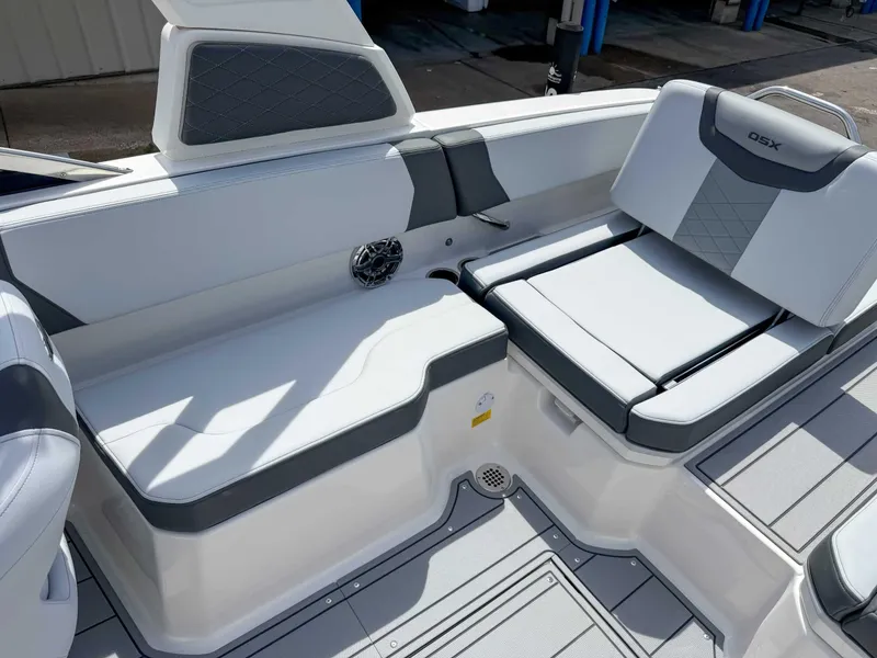 Slide: The Image of Chaparral 250 OSX 2025 - 21