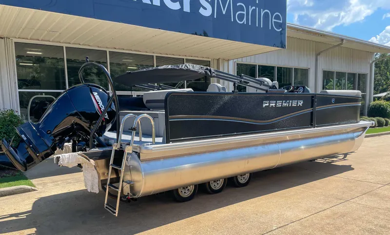 Slide: The Image of Premier 220 SUNSCAPE RL 2025 - 8