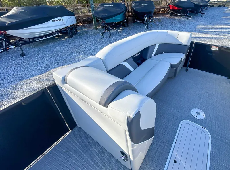 Slide: The Image of Sylvan MIRAGE X5 CLZ DH 2025 - 11