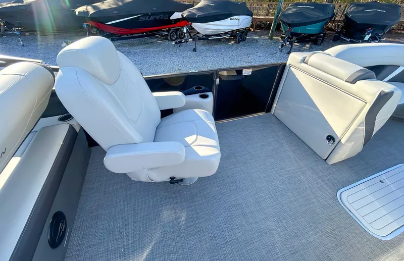 Slide: The Image of Sylvan MIRAGE X5 CLZ DH 2025 - 13