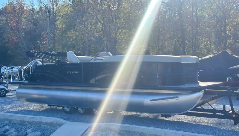 Slide: The Image of Sylvan MIRAGE X5 CLZ DH 2025 - 4