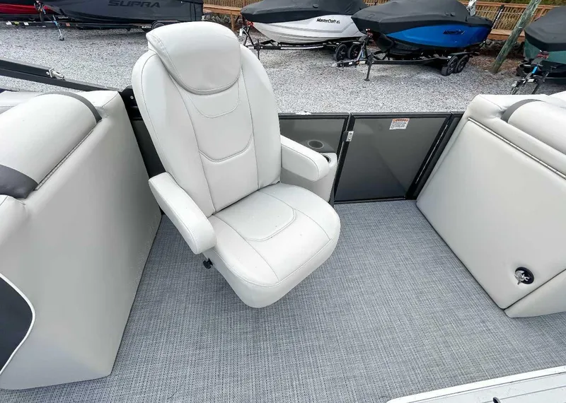 Slide: The Image of Sylvan Mirage X3 2025 - 14