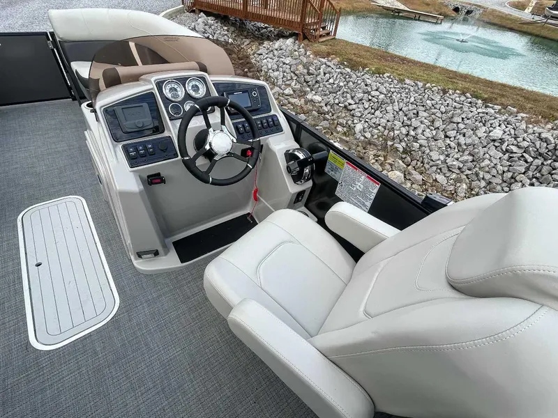 Slide: The Image of Sylvan Mirage X3 2025 - 15