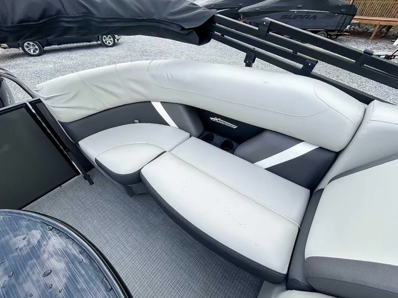 Slide: The Image of Sylvan Mirage X3 2025 - 19