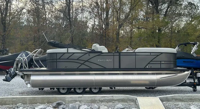 Slide: The Image of Sylvan Mirage X3 2025 - 6