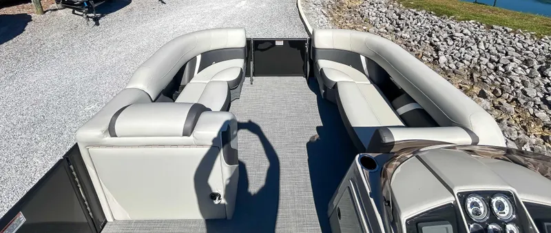 Slide: The Image of Sylvan Mirage X3 2025 - 8