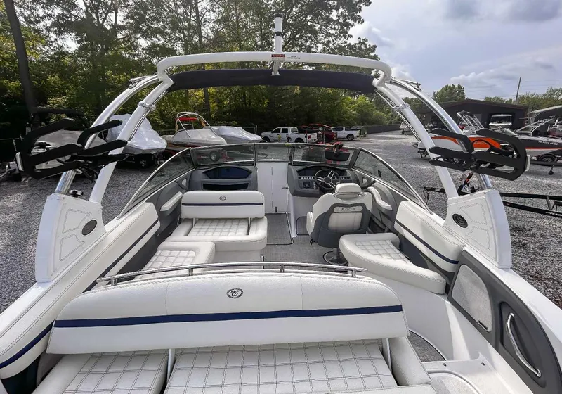 Slide: The Image of Cobalt R3 Surf 2021 - 10