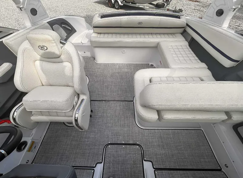 Slide: The Image of Cobalt R3 Surf 2021 - 12