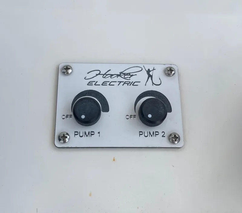 Slide: The Image of Control panel for Hooker Electric pumps on a 2009 Contender 39 Tournament boat. - 35
