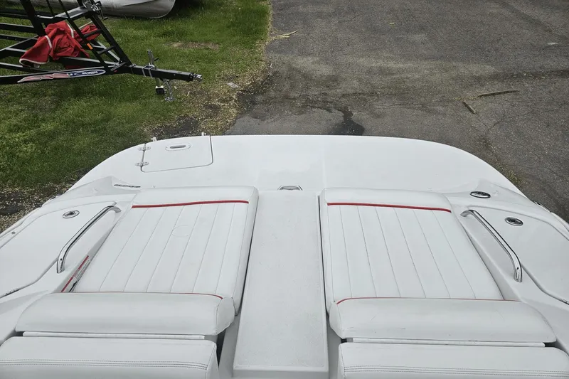 Slide: The Image of Four Winns H220 2008 - 20