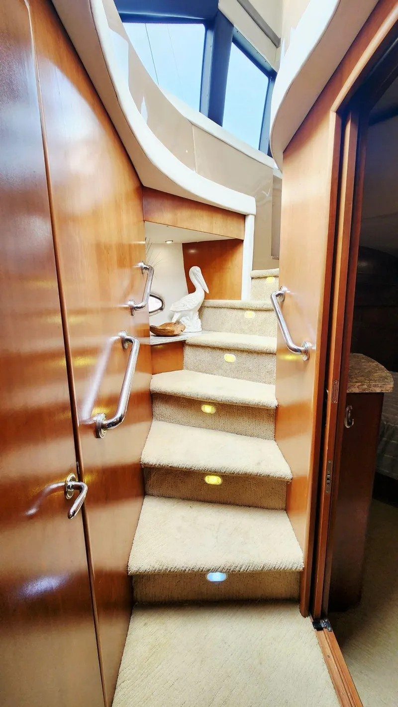 Slide: The Image of Carver 530 Voyager Pilothouse 1999 - 51