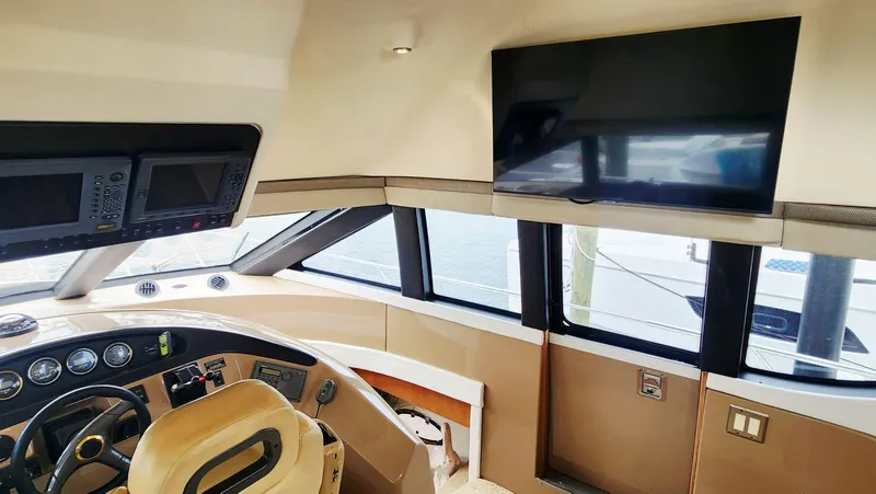 Slide: The Image of Carver Yachts 530 Voyager Pilothouse 1999 - 23