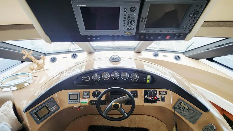 Slide: The Image of Carver Yachts 530 Voyager Pilothouse 1999 - 24