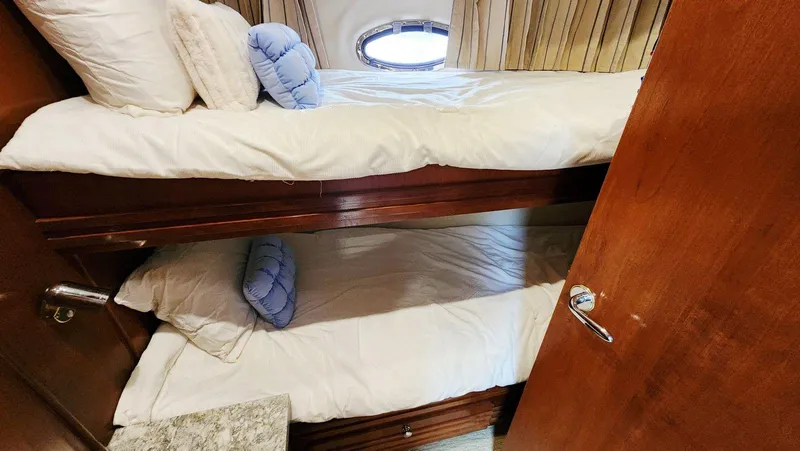 Slide: The Image of Carver Yachts 530 Voyager Pilothouse 1999 - 50