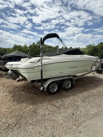 The Image of Stingray 215 LR 2020 - 1