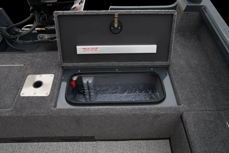 Slide: The Image of Ranger VS1782SC Angler 2025 - 46