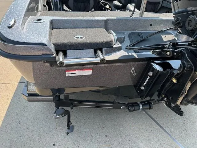 Slide: The Image of 2025 Ranger 1880MS boat stern with motor mount and step platform. - 16