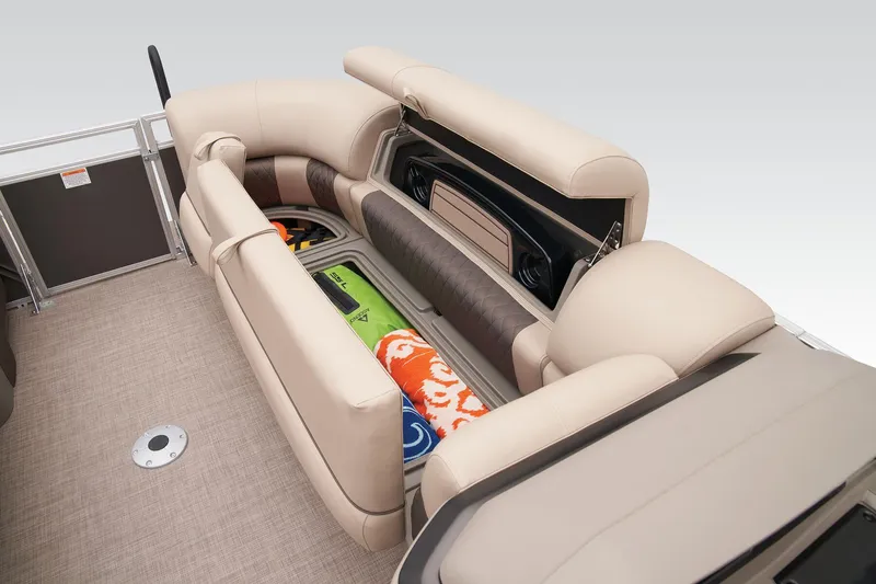 Slide: The Image of Sun Tracker Party Barge 22 DLX 2025 - 29