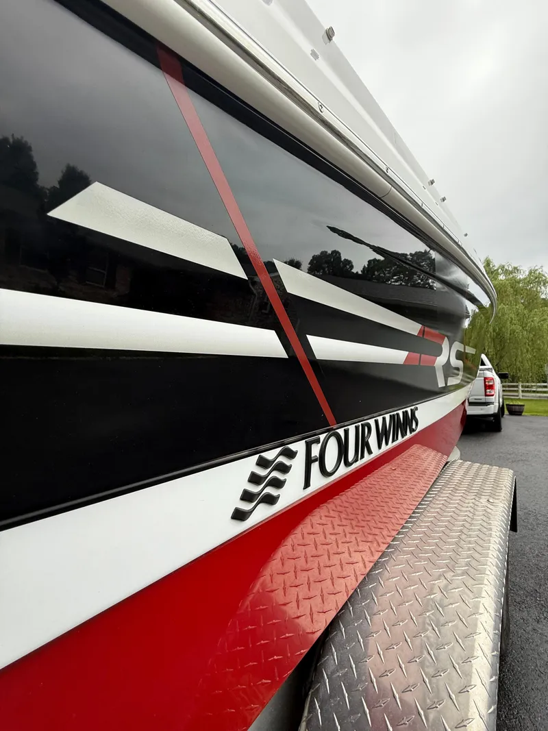 Slide: The Image of Four Winns HD2 RS Surf 2021 - 5