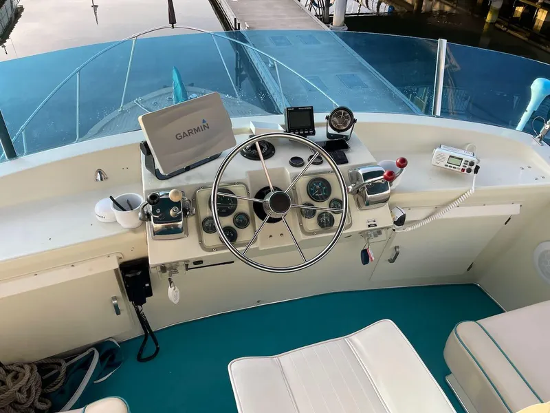 Slide: The Image of Tollycraft 34 Tri-Cabin 1979 - 3