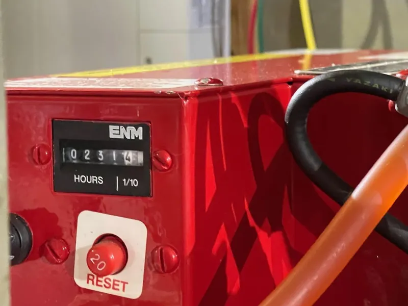 Slide: The Image of Tollycraft 34 Tri-Cabin 1979 - 47