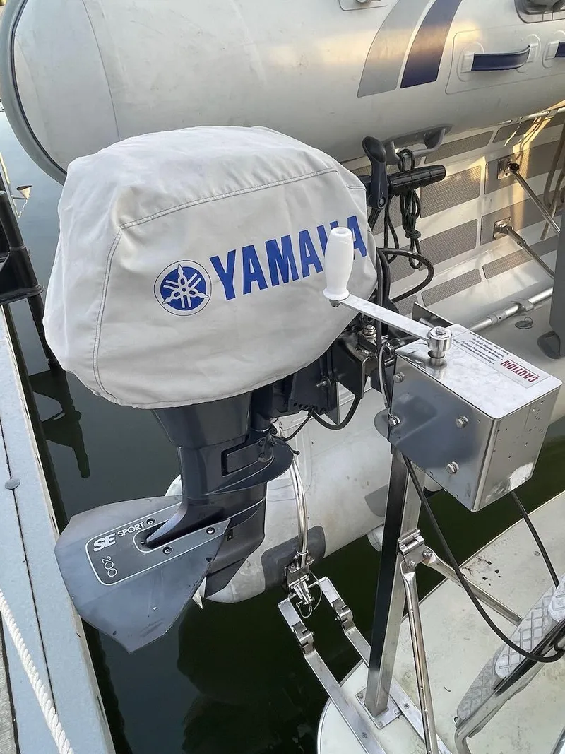 Slide: The Image of Tollycraft 34 Tri-Cabin 1979 - 56