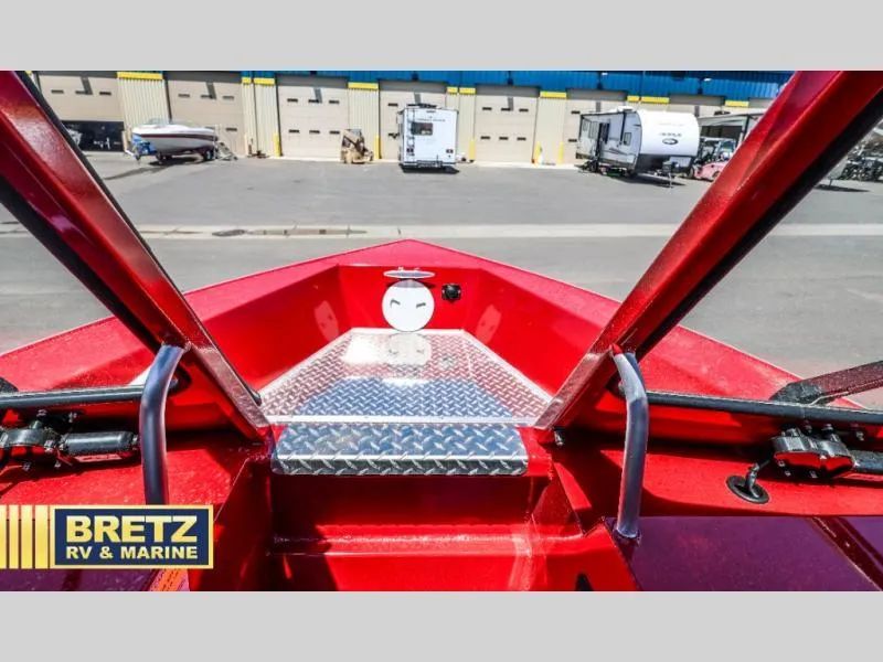 Slide: The Image of Sportsman 180SM 2025 - 15