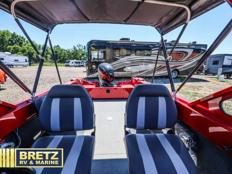 Slide: The Image of Sportsman 180SM 2025 - 16