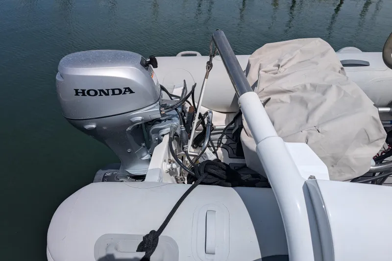 Slide: The Image of Bayliner 4088 2000 - 71