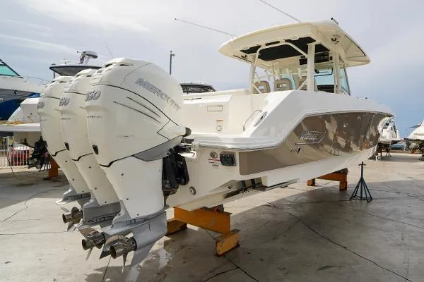 Slide: The Image of Boston Whaler 380 Outrage 2018 - 40