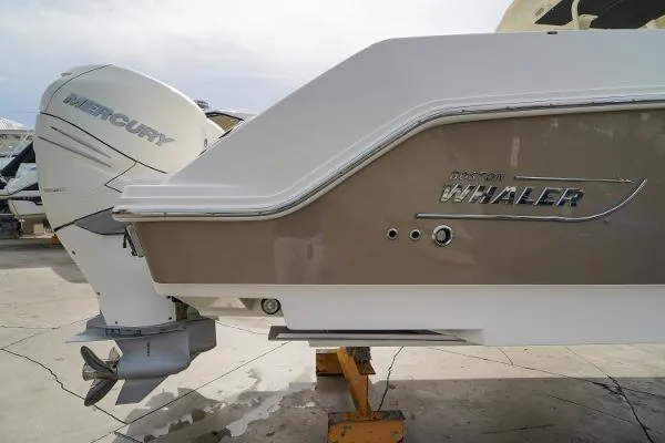 Slide: The Image of Boston Whaler 380 Outrage 2018 - 5