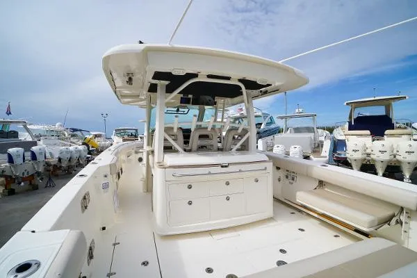 Slide: The Image of Boston Whaler 380 Outrage 2018 - 6