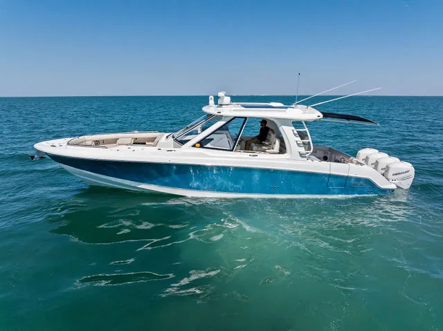 Slide: The Image of Boston Whaler 380 Outrage 2018 - 53