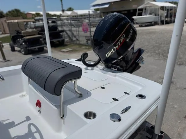 Slide: The Image of ALK 2 Powerboats 17HS - Simrad GO7 2025 - 20