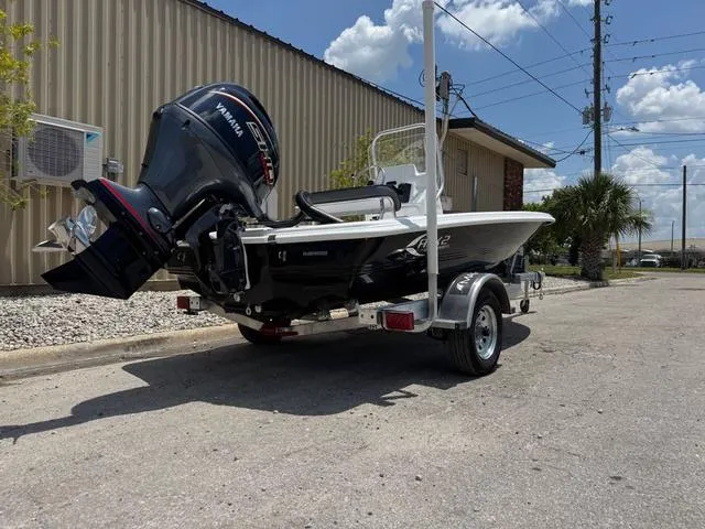 Slide: The Image of ALK 2 Powerboats 17HS - Simrad GO7 2025 - 3