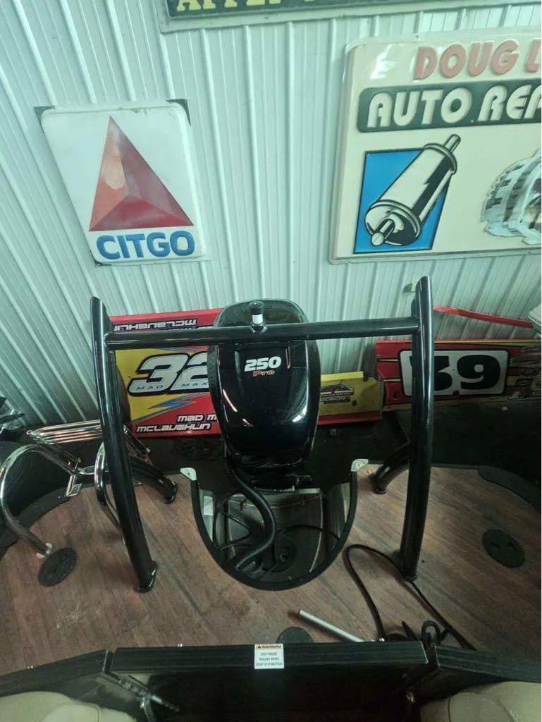 Slide: The Image of Berkshire STS Series 25RFX 3.0+ 2017 - 10